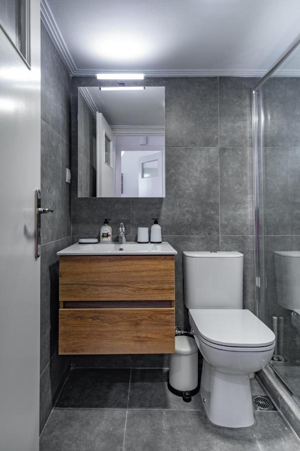 Newly Renovated 2Br Apt! Apartman Athén Kültér fotó